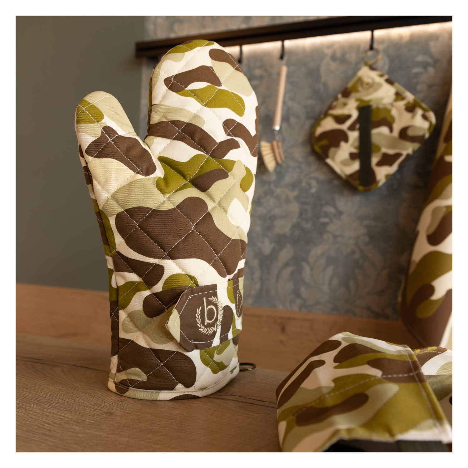 Topflappen mit Eingriff - bugatti Camouflage (Küchengreifhilfe)